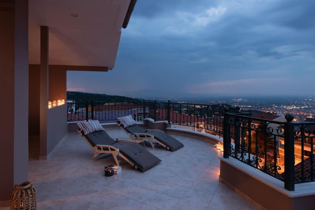 Amazing View With Huge Balcony Apartment Бер Екстериор снимка