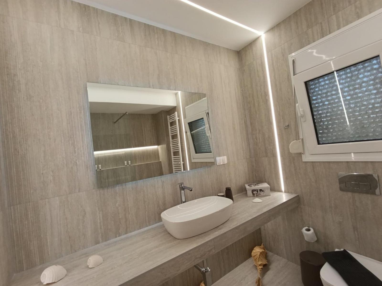 Amazing View With Huge Balcony Apartment Бер Екстериор снимка